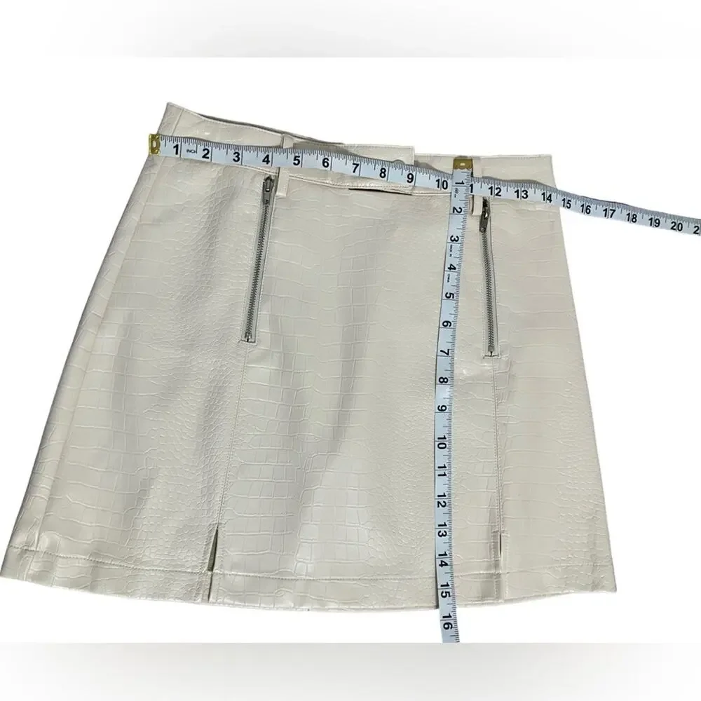 Miami off Cream  snakeskin Embossed Mini Skirt NWT Small